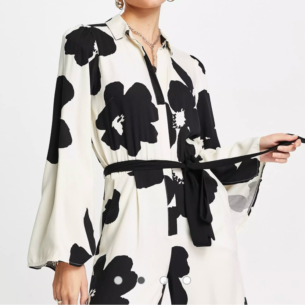 ASOS Kimono Sleeve Wide-Leg Jumpsuit in Oversized Mono Floral Print Size US 6